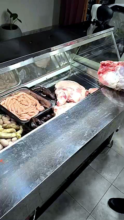 Pierna de cerdo entera